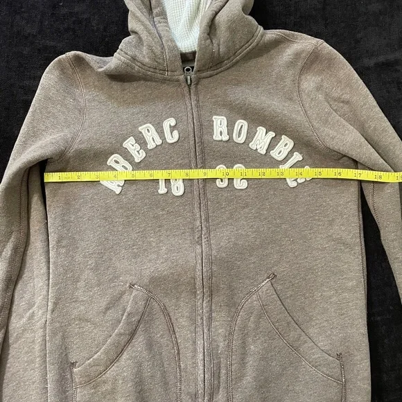 Abercrombie Zip Up - Picture 5 of 5